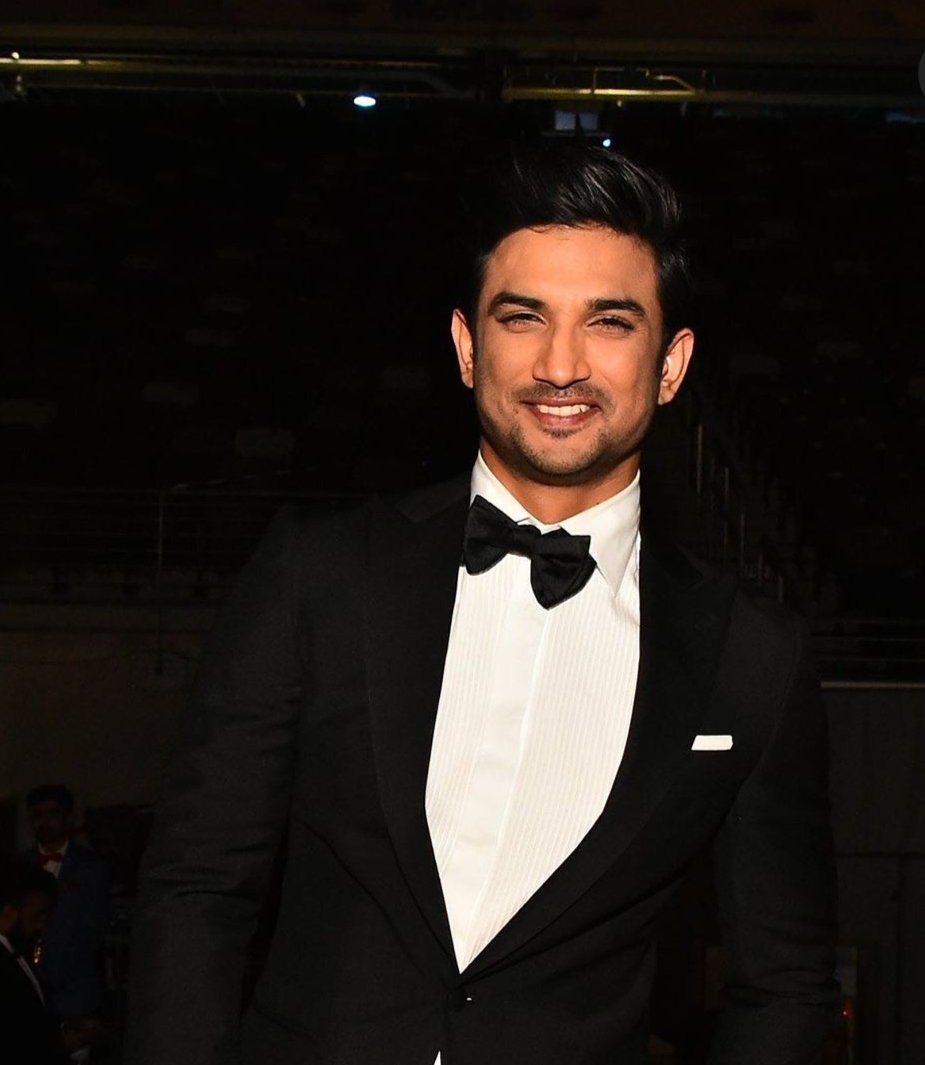 Shumaira143's tweet photo. @shwetasinghkirt Love and strength to SSR family and extended family🙏🏼prayers for ur father, God give him strength and good health 🙏🏼God had chosen you to be a father of an Angelic soul you are so blessed🙏🏼your son is a blessing🙏🏼 #JusticeForSushantSinghRajput #HelpUsMaaDurga https://t.co/DZLodIFwmZ