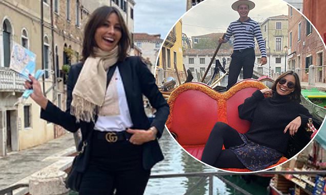 Melanie Sykes, 50, reveals 'it was difficult to care' who saw her fling with gondolier in Veniceย : The presenter, 50, was seen kissing the handsome young man during the trip, with her revealing she 'was experiencing so much joy, it was difficult toโฆ https://t.co/RdaAryIWsS https://t.co/gHTOxUS4XD