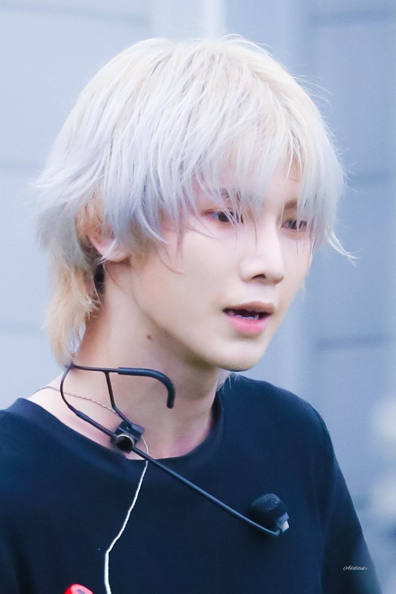 ateexxoo's tweet photo. هیچکس نمیتونه منو راضی کنه ک خوشگل تر از یوسانگ هم توی دنیا وجود داره 🙂
Yeosang beautiful
Yeosang pretty
Yeosang visual
Yeosang angel
#yeosangpretty
#yeosangvisual
#yeosangangel
@ATEEZofficial https://t.co/N3FISOmwyD