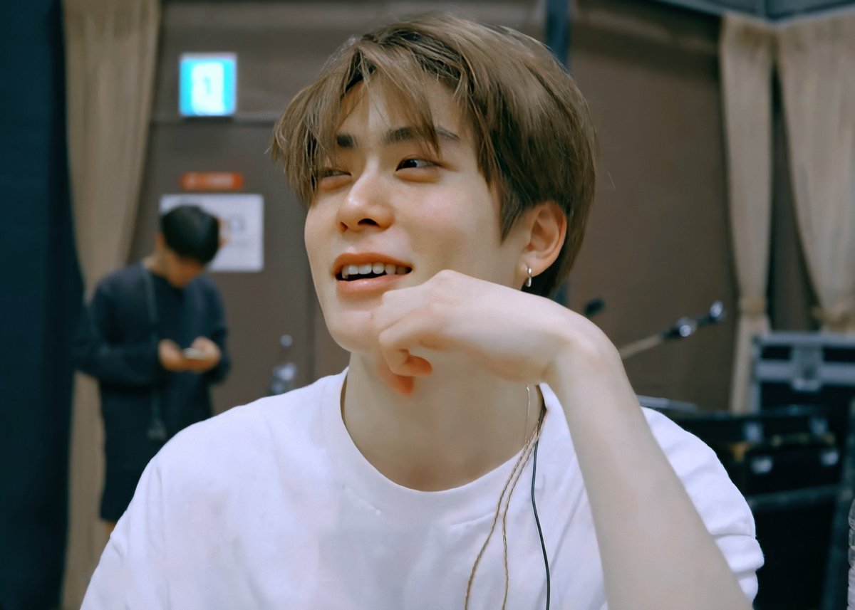 ถ้าแจฮยอนเป็นคนไทย ก็คงเป็นผู้ชายที่พูดกับแฟนลงท้ายด้วย คะ ขา ละมั้ง