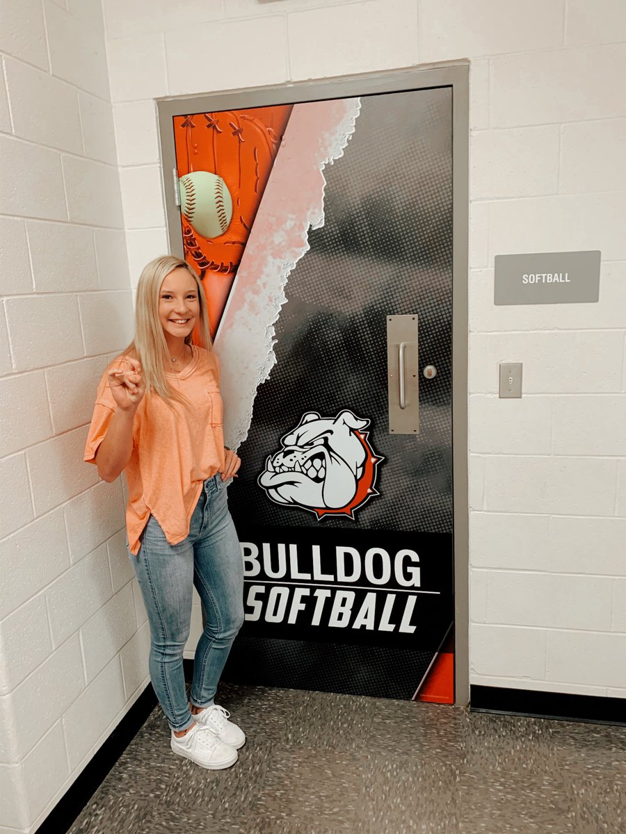 kalliebeasley7's tweet photo. blessed to announce that i have verbally committed to play softball at navarro college! https://t.co/BSZsHONZ5W
