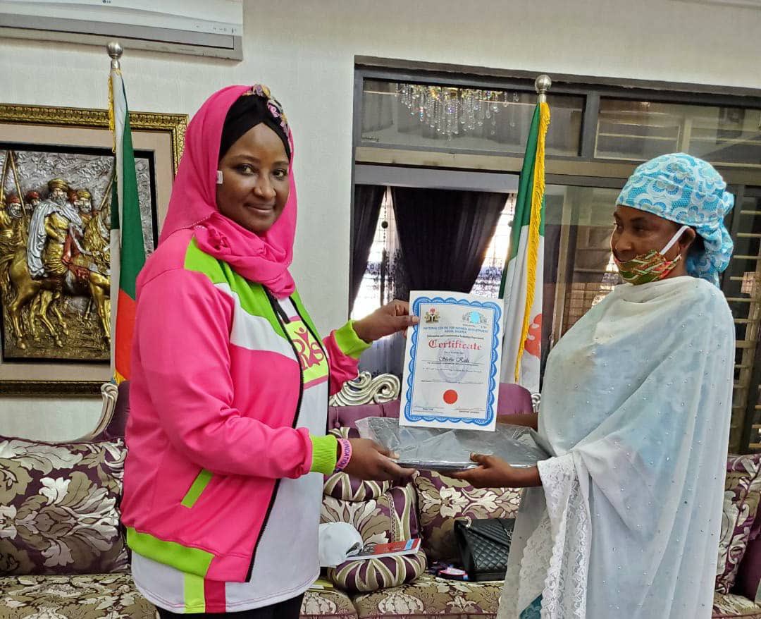 HON. Zahrau Wali (@zahrau_wali) on Twitter photo Congratulations to our female farmers sponsored by <a href="/KBStGovt/">Kebbi State Government</a> who have benefited from the Agricultural ICT skills training from the National Center for Women Development
Through hard work in practice, I’m positive that kebbi state will benefit from these skills they have acquired Congratulations to our female farmers sponsored by <a href="/KBStGovt/">Kebbi State Government</a> who have benefited from the Agricultural ICT skills training from the National Center for Women Development
Through hard work in practice, I’m positive that kebbi state will benefit from these skills they have acquired