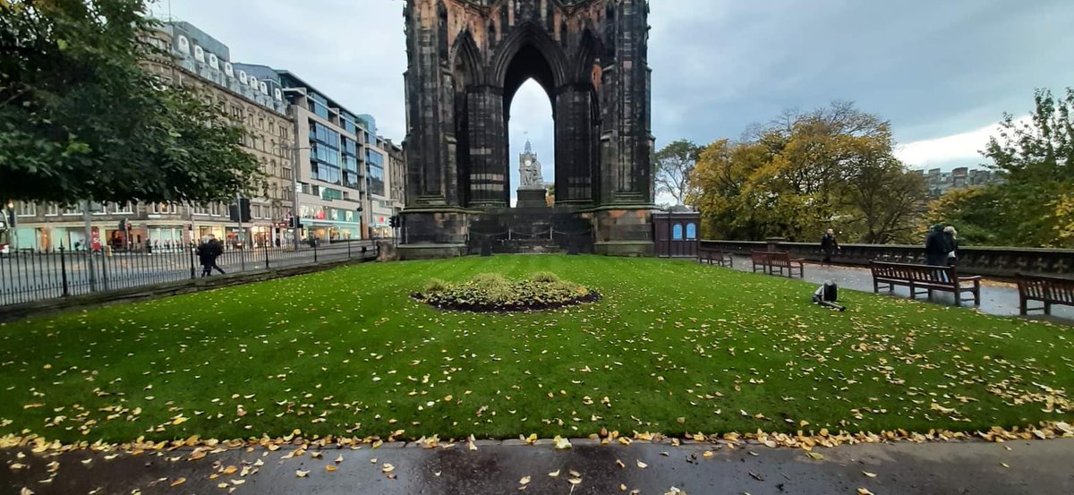 gordonmichie's tweet photo. Big thanks to the guys from @scottish_water for the support on their leave days and in full PPE helping to lay out the @poppyscotland @LegionScotland Fields of Remembrance in a socially distanced manner #covid19 #behindthemalways for another year. https://t.co/mLriWvjbe2