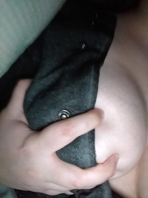 Once I hit 50 subs on onlyfans I'll put out a video of me doing something for 2 minutes, subs get to<a href="/tag/tips"class="tags"><span>#tips</span></a><a href="/tag/babyboy"class="tags"><span>#babyboy</span></a><a href="/tag/needmoney"class="tags"><span>#needmoney</span></a><a href="/tag/sw"class="tags"><span>#sw</span></a><a href="/tag/onlyfans"class="tags"><span>#onlyfans</span></a><a href="/tag/teenboy"class="tags"><span>#teenboy</span></a>