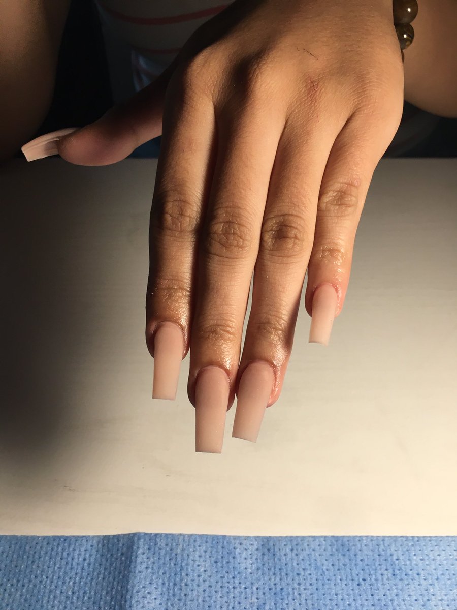 Dallas Nail Tech🌷 (maarlenhz) Twitter