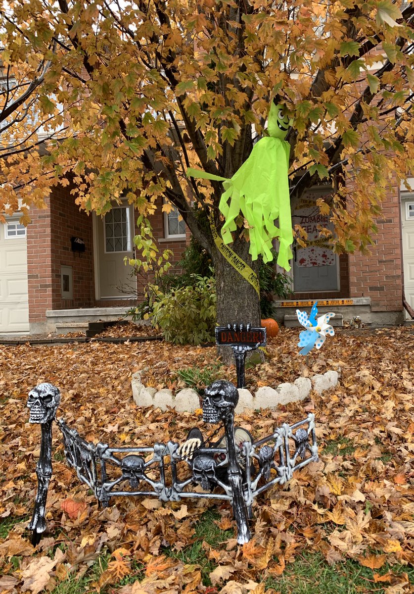 Sienna16's tweet photo. 🎃👻💀 @LiVE885fm #ratemyhouse https://t.co/9JeVLiedvL