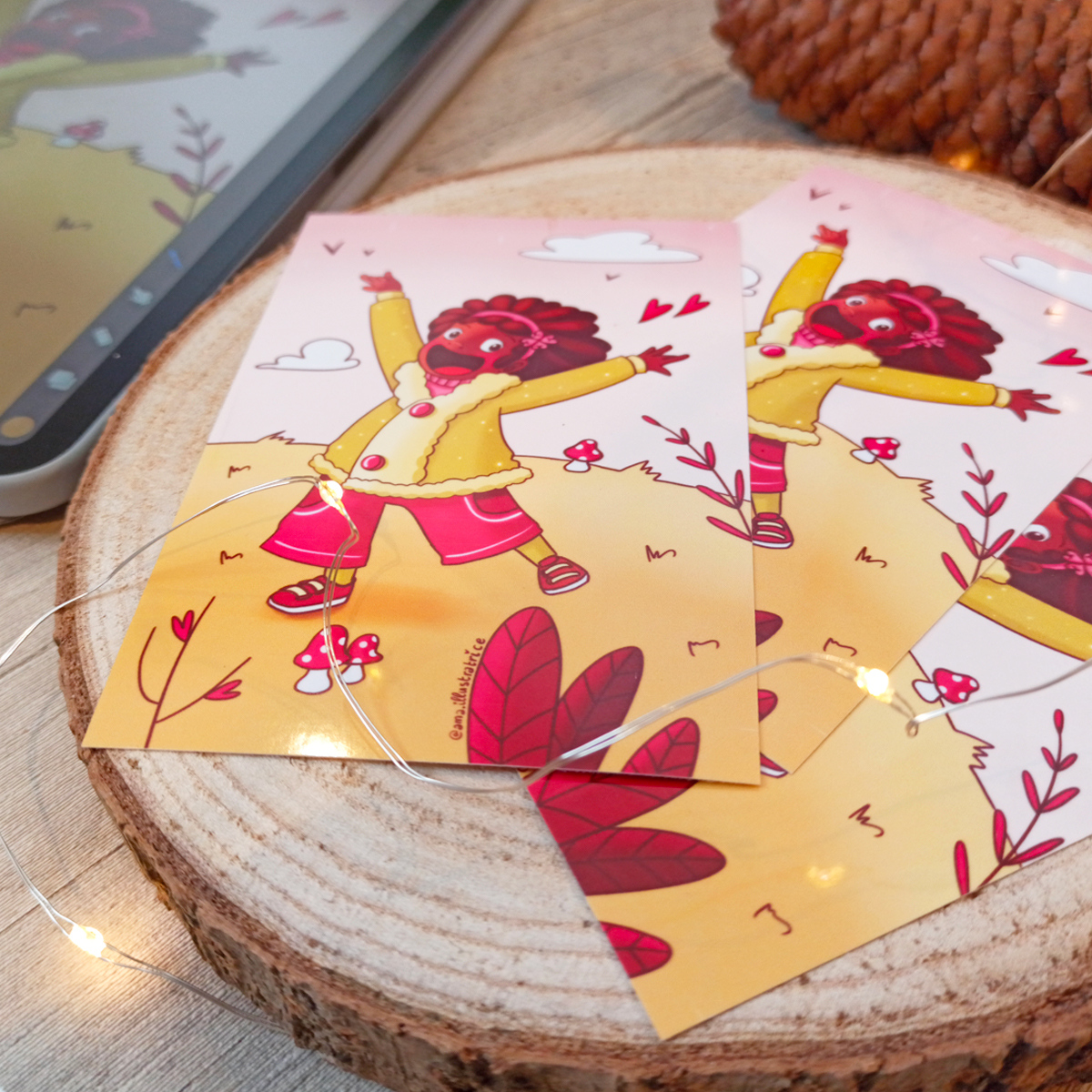 ⭐ Hello les amis ! Les fêtes approchent à grand pas, je prépare donc de nouveaux articles pour ma boutique bit.ly/3dMSELW 😍. ⭐
#illustratricejeunesse #illustratrice 
#iamcreative #mycreativebiz