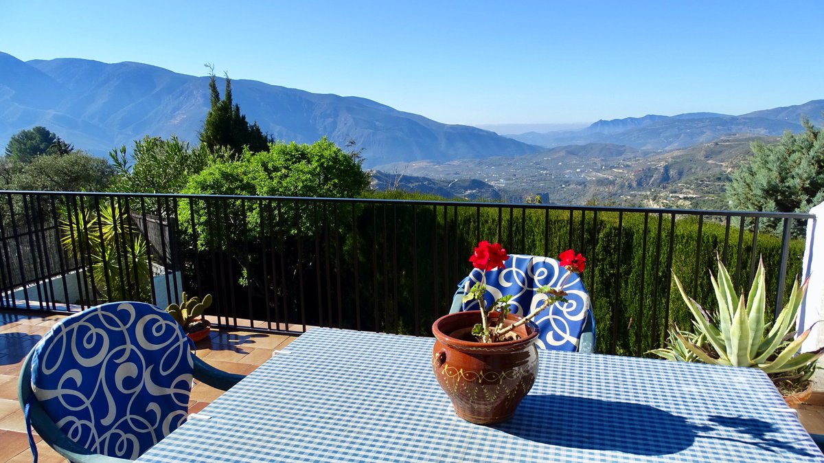OrgivaP's tweet photo. TWO BEDROOM VILLA WITH SWIMMING POOL AND AMAZING VIEWS €225,000 - https://t.co/mIjIwmi3Oa https://t.co/x6DPL38ZmG
