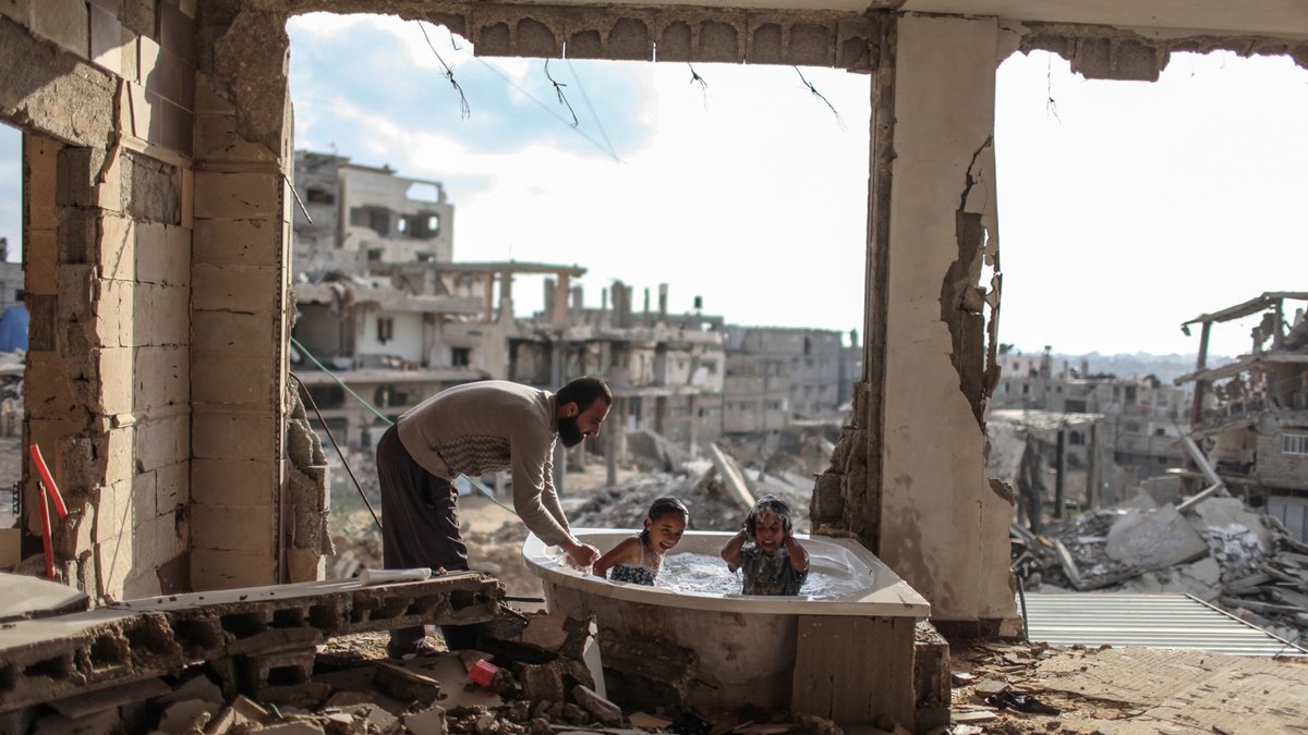 Bath Time In Gaza, June 26, 2015