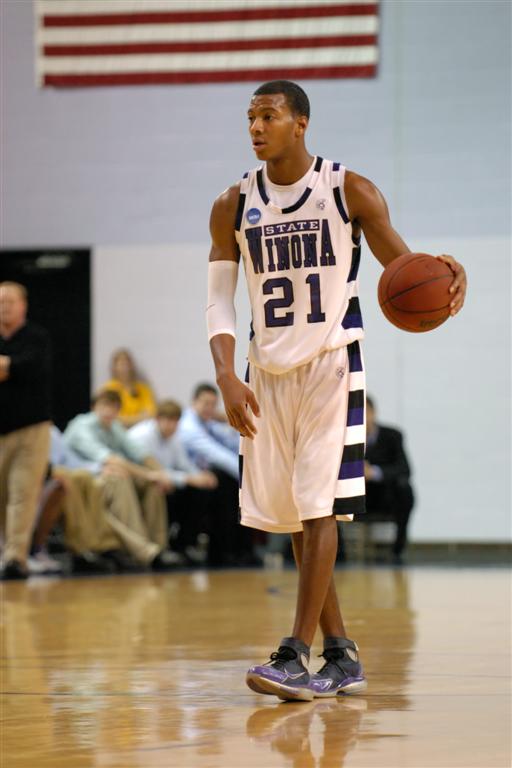BurnsvilleSport's tweet photo. Burnsville High School is extremely excited to announce Jonte Flowers as our next Head Boys Varsity Basketball Coach, pending Board approval.  Jonte brings a wealth of experience (and two D-II National Championships as a player) to our program! https://t.co/1IaABpP479