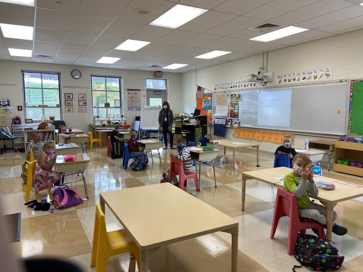 Today, we welcomed eagles back to the nest. Happy first day back to school, Cohort A!  #EbbEmergeStronger #EbbmergeStronger #EVEeagles #ebbvalley