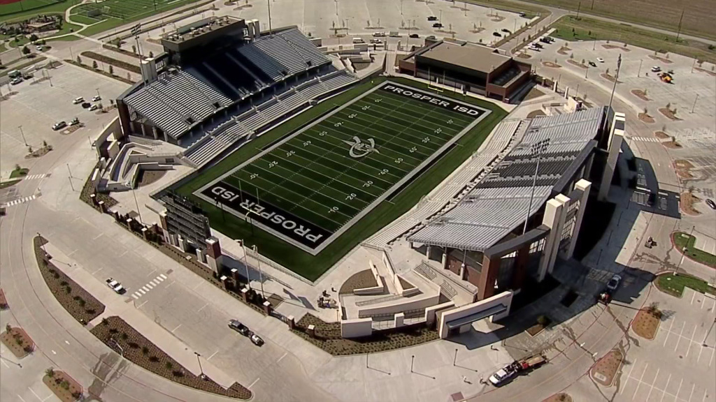 Denison🐝 vs. Prosper Rock Hill🔵
📅 - this Friday(10/23)
🕖-  7:00pm
📍 - Children's Health Stadium in Prosper, TX
📺 - nfhsnetwork.com live stream starting at 6:45
🎙️ - 93.1 FM KMKT
💳 - Tickets: events.ticketspicket.com/agency/48f1b0c…