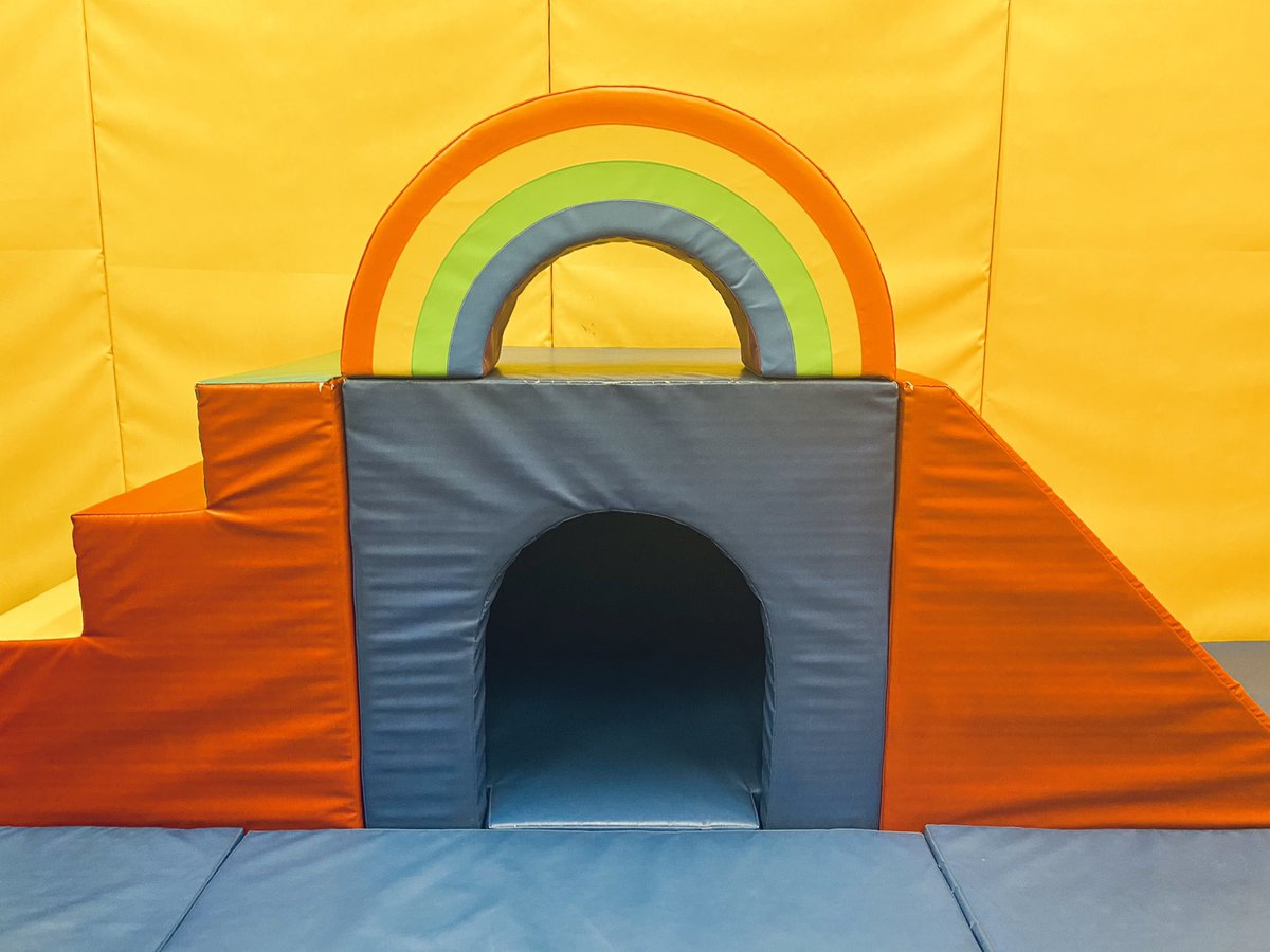 StGilesRetford's tweet image. In the summer our wonderful friends at @CapJacAdventure nominated our super pupils for a very special rainbow, in recognition of their amazingness through #COVID19. Thank you @softbrickco for this very generous gift and to all those who also support us!!! 🌈🌈 #TeamStGiles
