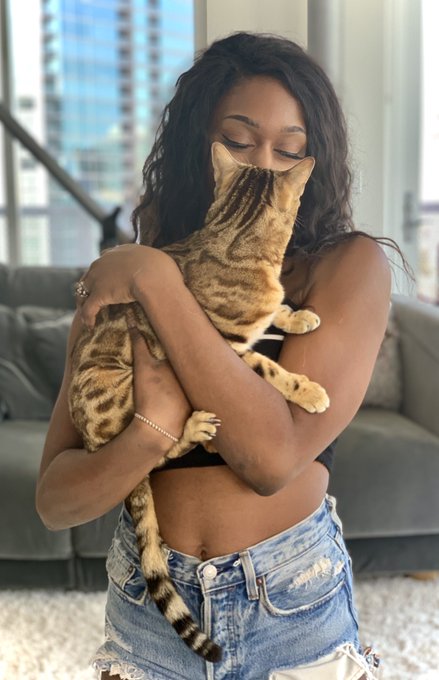 With my cute little friend :D  🐈❤️🐈❤️   #model  #Cats #OnlyFansgratis #onlyFans #onlyfansfree https://t<a href="/tag/model"class="tags">#model</a><a href="/tag/cats"class="tags"><span>#cats</span></a><a href="/tag/onlyfans"class="tags"><span>#onlyfans</span></a><a href="/tag/onlyfansfree"class="tags"><span>#onlyfansfree</span></a><a href="/tag/onlyfansgratis"class="tags"><span>#onlyfansgratis</span></a>