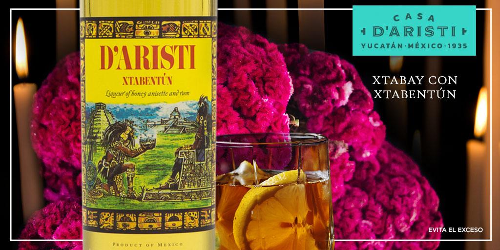 casadaristi's tweet photo. Deleita el espíritu de los tuyos con un tradicional cóctel Xtabay con #Xtabentún.

Prepáralo con:

0.75 oz D’Aristi Xtabentún
1 oz. ginebra
0.5 oz. Vermouth extra dry
1 dash de bitter de Angostura

#DiadeMuertos #Ofrenda #Cempasúchil #Artesanal #Tradición #Coctelería #Mixología https://t.co/TAW2LptZYP