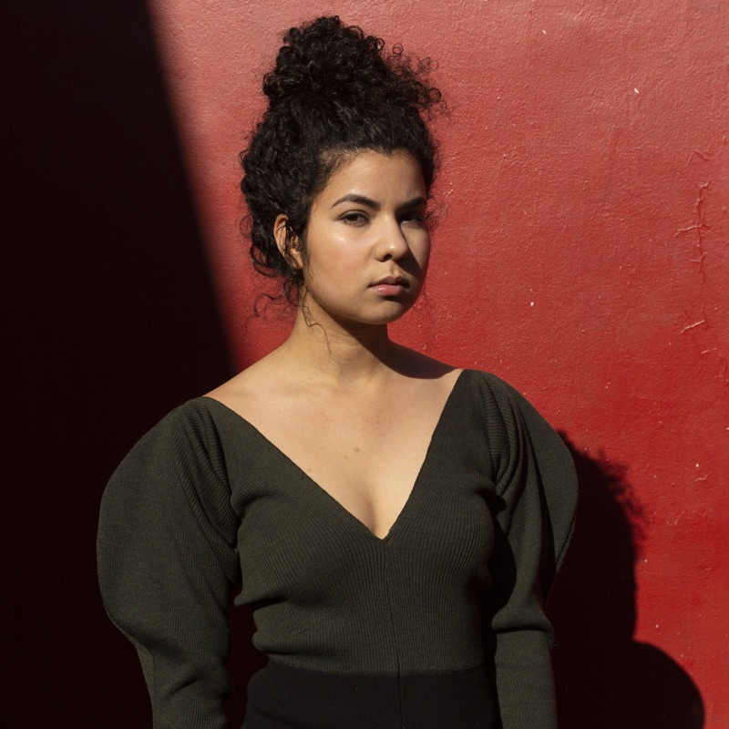 Mélodie Lauret• lesbian• French singer-songwriter, actress & director• chanson, alternative• À quoi tu penses quand tu m& #39;adores ?, elles avaient 15 ans, tes cheveux