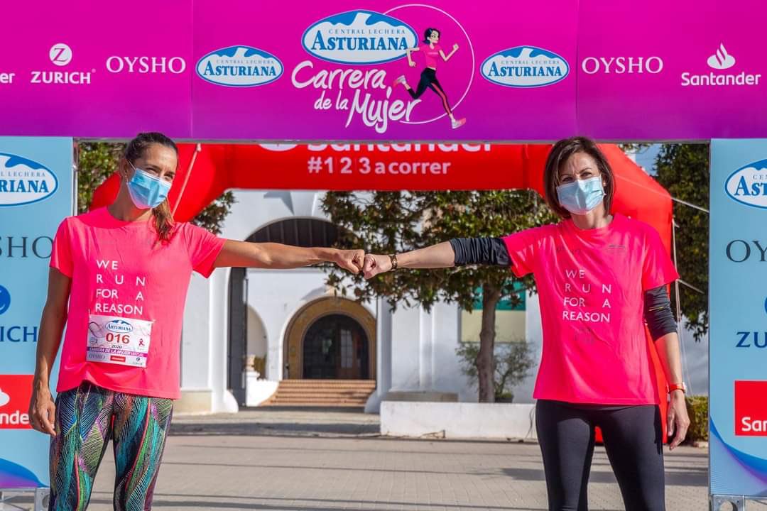 trimariapujol's tweet photo. Hoy #DiaInternacionaldelCancerdeMama nos hemos unido a la #MareaRosa en @CarreraMujer en #Sevilla para apoyar a todas esas mujeres y familia que lo padecen.Gracias por vuestro esfuerzo @AmamaSevilla @AECCSevilla #anticipatealcancer @MurielBujalance https://t.co/dxqWxVI5lT