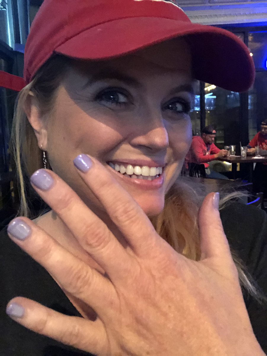 ShannonOBTV's tweet photo. How about that?? Five is my favorite number!!!
#FiveAndOne #Chiefs #ChiefsKingdom #ChiefsvsBills #winning #RunItBack https://t.co/FTM7qQwuly