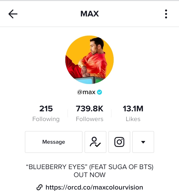 let us support and stream this "BLUEBERRY EYES" let us make number 1 this in Top Hot 100 Billboard not a "Savage Love"
#BillboardMusicAwards
#SUGA
#BTS1onHot100
#Max https://t.co/Ld2e7FyCIY