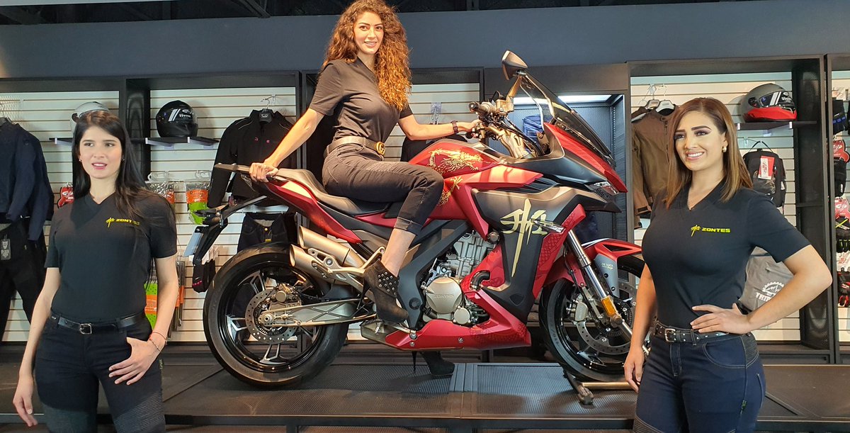 ElGhostBiker's tweet photo. Y uds. Ya conocen la Edición especial 1 de 1 de la #X310 de #Zontes? Vayan a la agencia de #Insurgentes en la #CDMX con el buen .@dubanok y pidan info o prueba de manejo de ésta edición de #Aniversario https://t.co/UDi8vlpuLF