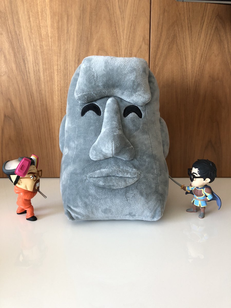 youtooz on Twitter "7th winner is Em33tt also bruh plush is flying…