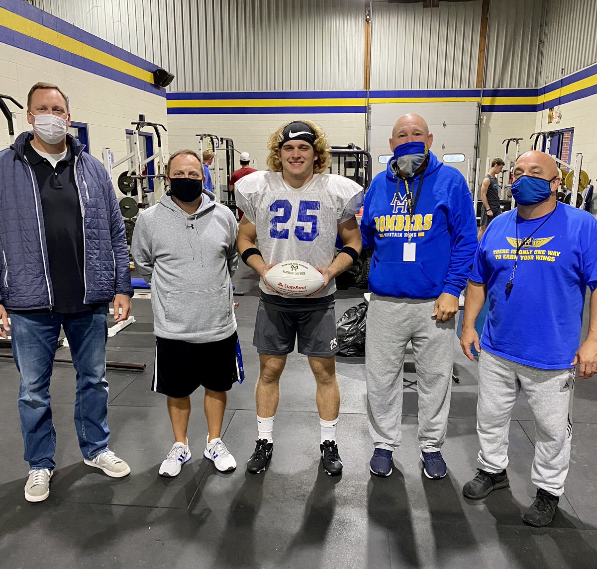 Congrats to the James Boyett-State Farm Player of the Game for week 7 against Benton, Sr. RB, Gage Hershberger. Gage was 29-134 rush and 2-13 receptions. Pictured with Gage are coaches Cudworth, Acklin, and Ary. Way to go Gage! <a href="/MHHSFBall/">Bomber Football</a>