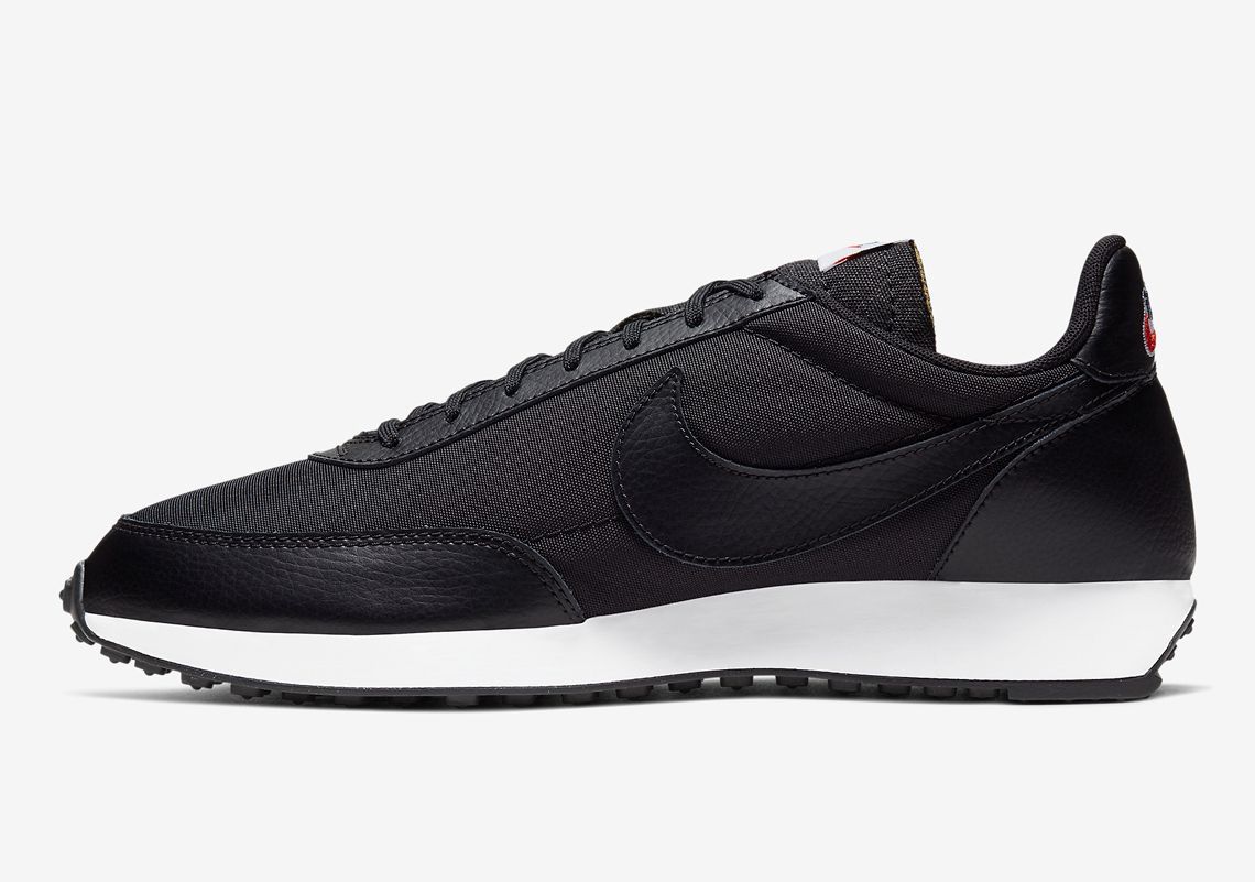 foot locker nike tailwind