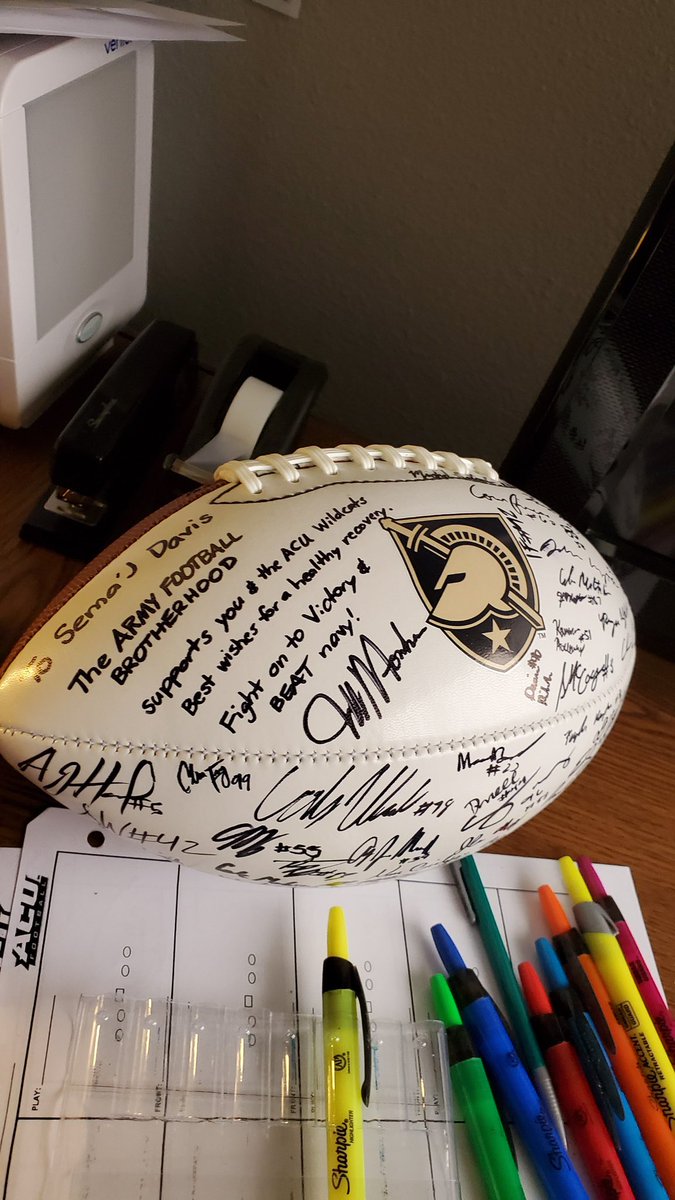 AdamDorrel's tweet photo. Thank you to @CoachJeffMonken and @ArmyWP_Football for well wishes to Sema’J and the Davis family! First class team!! #PlayFor4
Most recent update on Sema’J can be found at: https://t.co/2PLN1IcPcW https://t.co/p6Adxdwid8