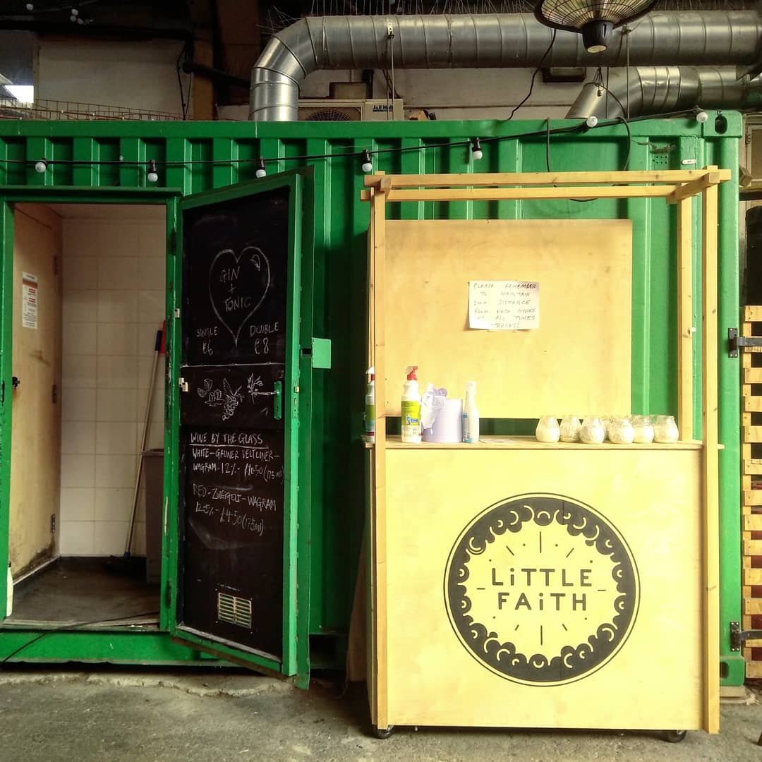 🔸 ARTIST CALLOUT 🔸 Hey pals! 👋 Spread the word! We'd absolutely love an artist/painter/designer/creative person to come and paint the face of our shipping container kitchen. Please get in touch with ideas and questions via email at likeathumka@gmail.com 
#artistcallout