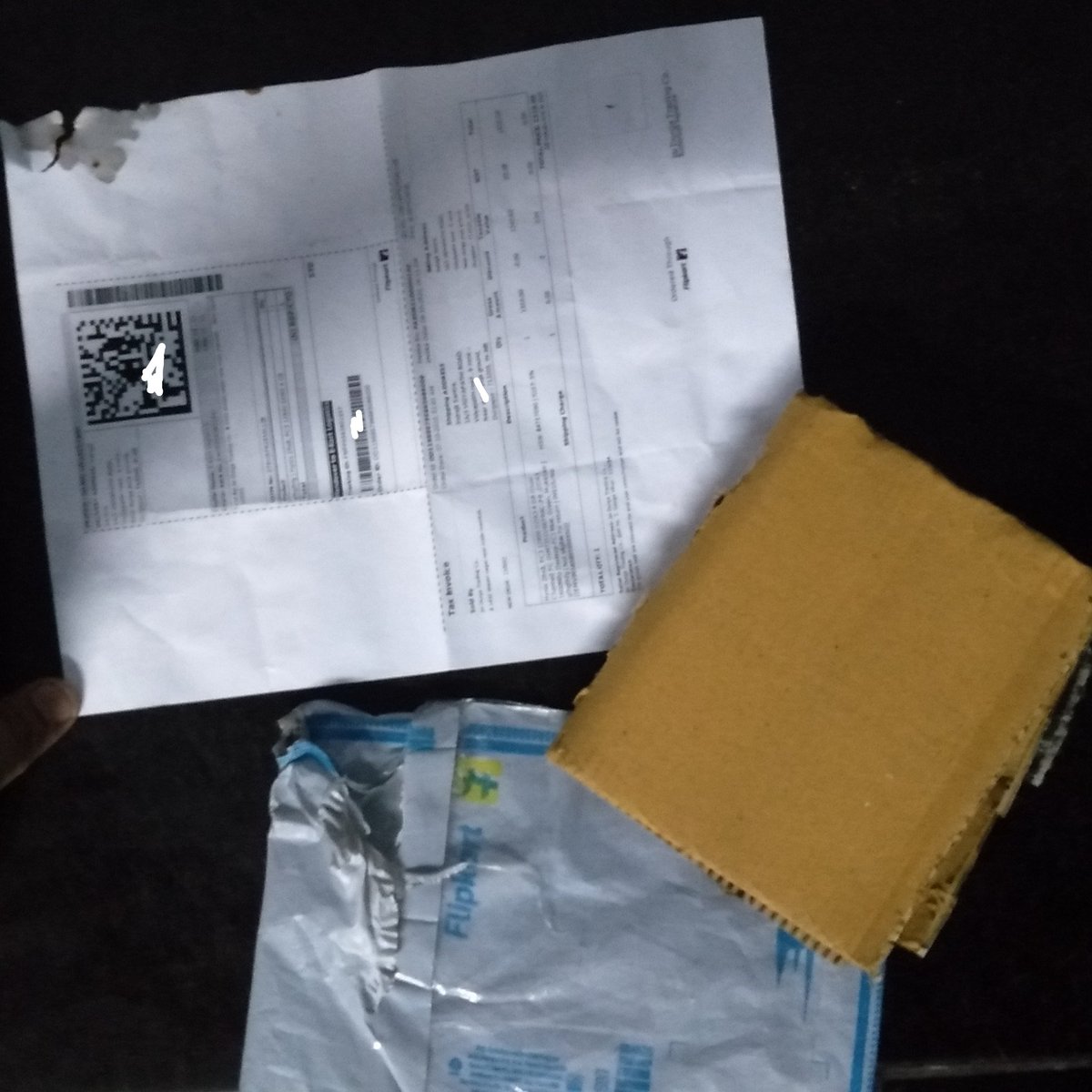insantra's tweet photo. Empty parcel received from Flipkart but still now refund rejected after 3 days Flipkart block my  account for complain at consumer forum .
I have 3755 rupees on wallet but I cant use my wallet balance.
I face a lot of trouble with flipkart .
@Flipkart
 
#flipkartfraud https://t.co/j4EyzPaumA