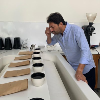 Francesco_Caffe's tweet photo. Amazing tasting! 6 origins ..#colombia #ethiopia #kenya #honduras #nicaragua #costarica #NewProfilePic #cupping https://t.co/WJK1hqJvA3