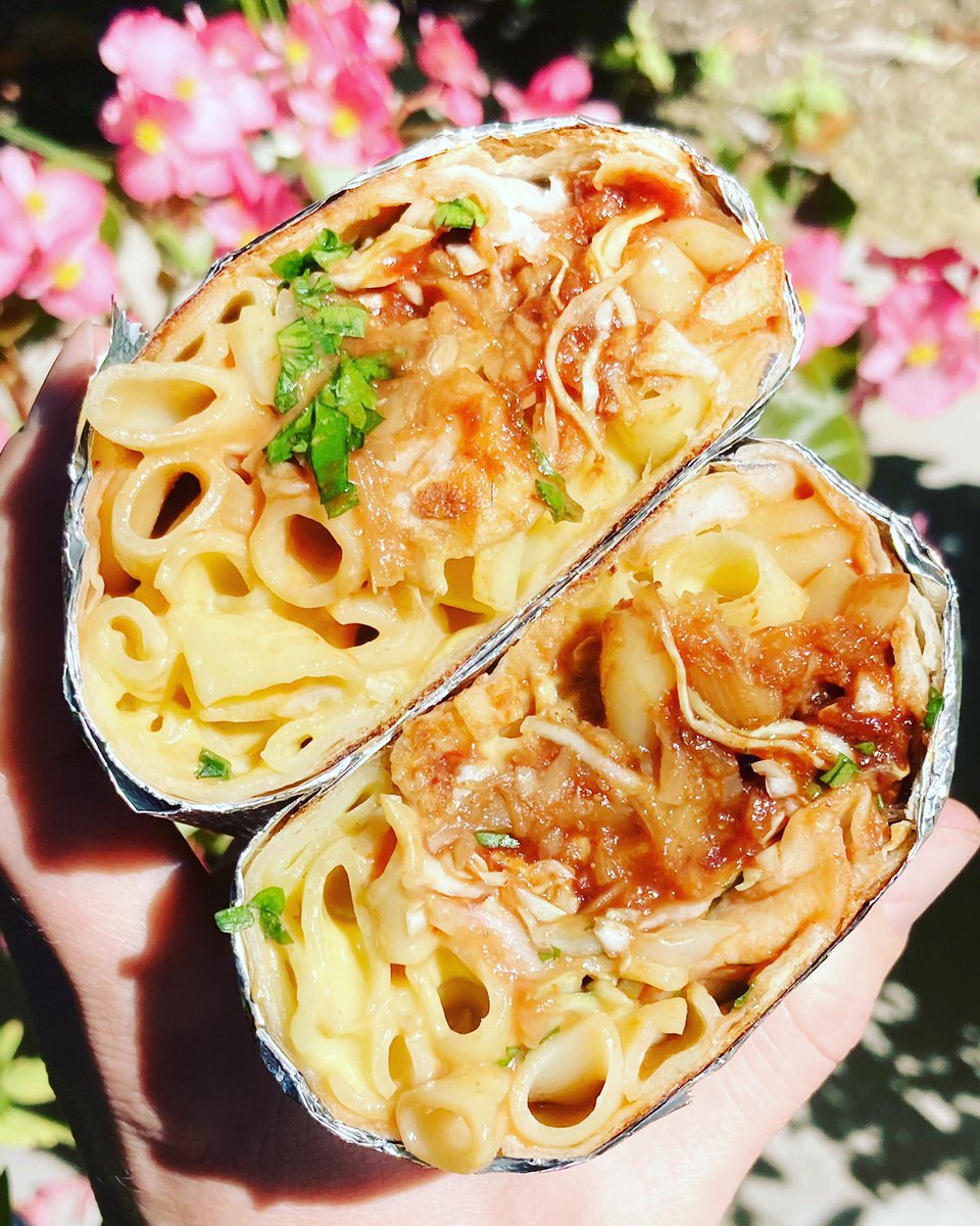 Meal Pack menu for this week is a crowd favorite! 5 items for $55! Text me your order to 630-930-0926 for the next day, free delivery in SCV 
1. Jackfruit taco. 
2. Buffalo cashew Mac and cheese.
3. Mushroom stroganoff with finger dumplings.
4. Ruben sandwich.
5. Farro salad.