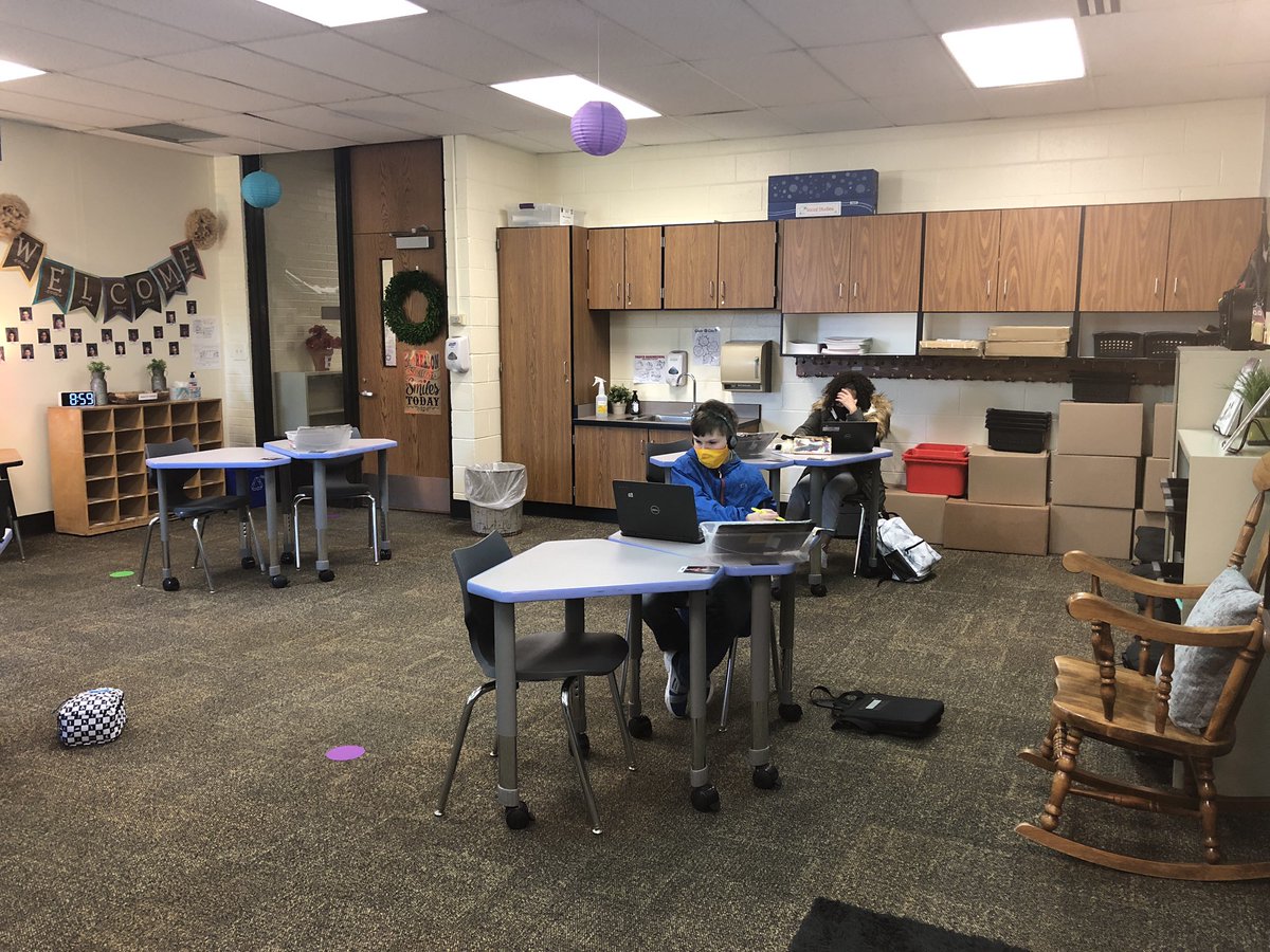 Mrs. Johnson tweet media