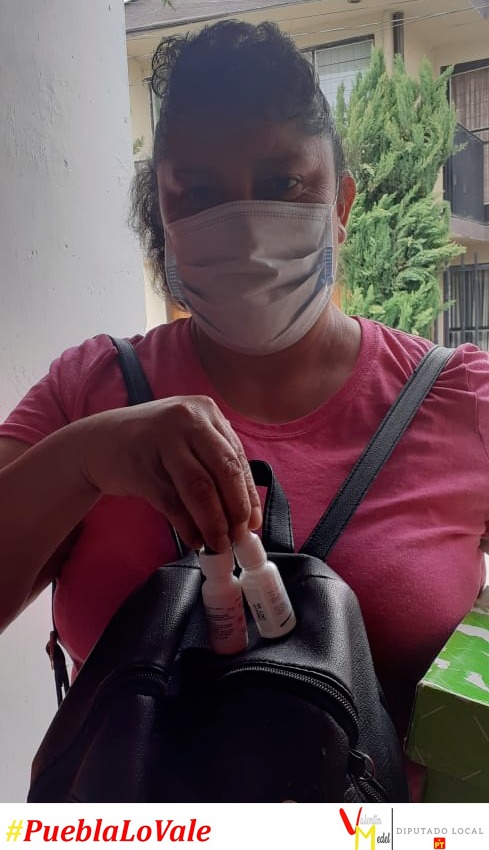 ValentinMedelH1's tweet photo. El apoyo a la salud y la economía de las familias poblanas continúa con la entrega de medicamentos para tratar enfermedades crónicas. 

#PueblaLoVale https://t.co/10sjEIfCS8