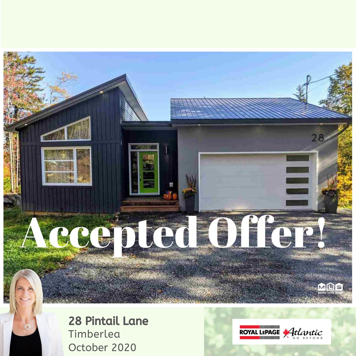 RLPMelB's tweet photo. So excited for my clients of 28 Pintail Lane who received an #acceptedoffer on their stunning😍 #lakefront #dreamhome after only a few days on the market!! 🙌💃🎉 #Congratulations to them on this amazing news!!
.
#pendingsale #conditionalsale #beautifulhomes #waterfrontproperties https://t.co/2P8GLrZOMV