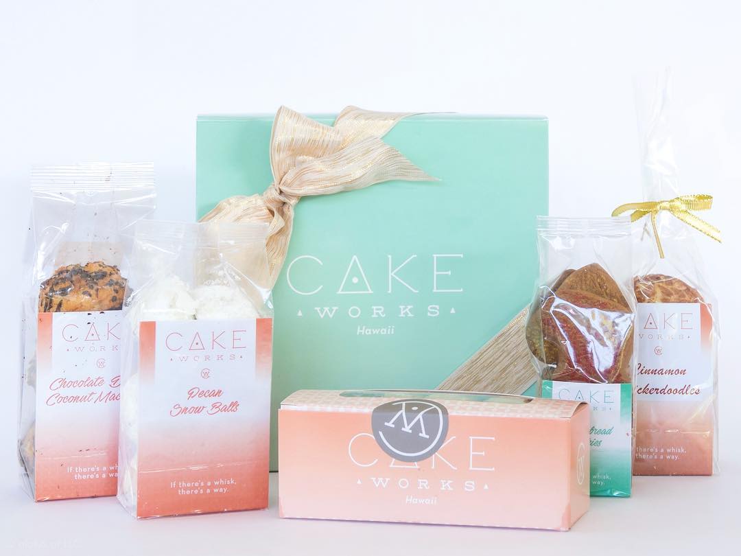 CakeWorksHawaii's tweet photo. December will be here before we know it so make sure to pre-order your gift baskets now! - https://t.co/5hJ54ZiOct https://t.co/KHp05AFoSX