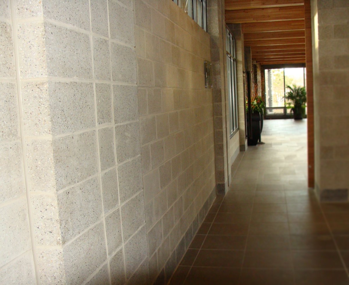 ExpocreteCDN's tweet photo. It's starting to get cold outside...🥶 Good thing we have concrete masonry to hold in the heat!

Adding thermal mass to infrastructures with our masonry product line.
#thermallmass #concretemasonry
Our burnished Architectural Block in Grey.
#expocrete #echelonmasonry https://t.co/8iKwdaRLCT