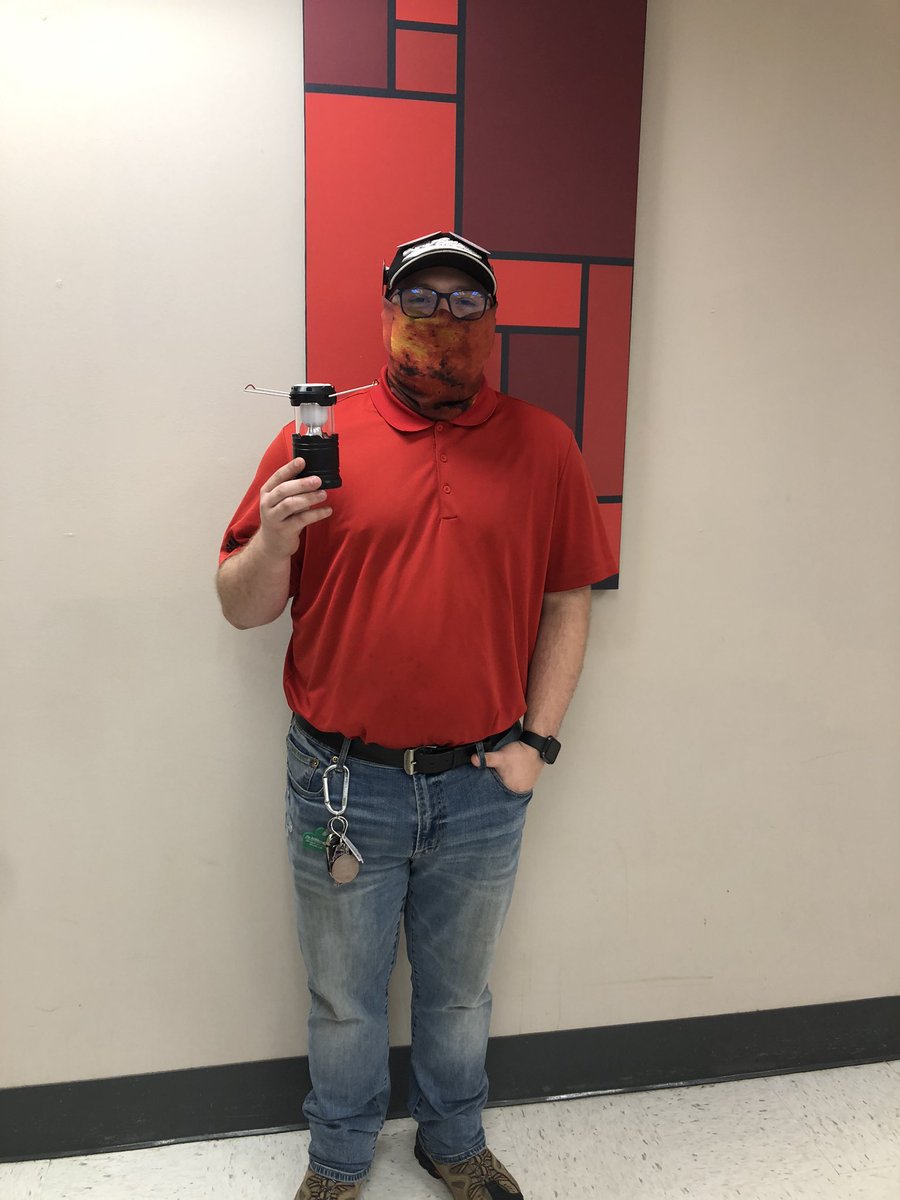 Way to go Joe for winning the front end attendants competition <a href="/T/">Tantek</a>-281! #developingownership #firstimpressionchallenge #wearecompetitive <a href="/webley_jessica/">Jessica Webley</a> <a href="/JCinato/">John Cinato</a> @kelley_dolgos