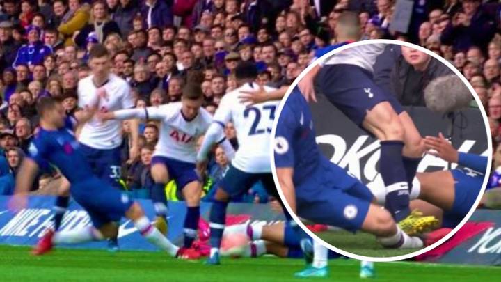 Earlier that same day, Coote took the VAR role for the match between Spurs and Chelsea.He deemed this potentially leg breaking stamp by Lo Celso on Azpilicueta as not worthy of a red card...He later changed his mind and said he should have recommended Lo Celso be sent off.