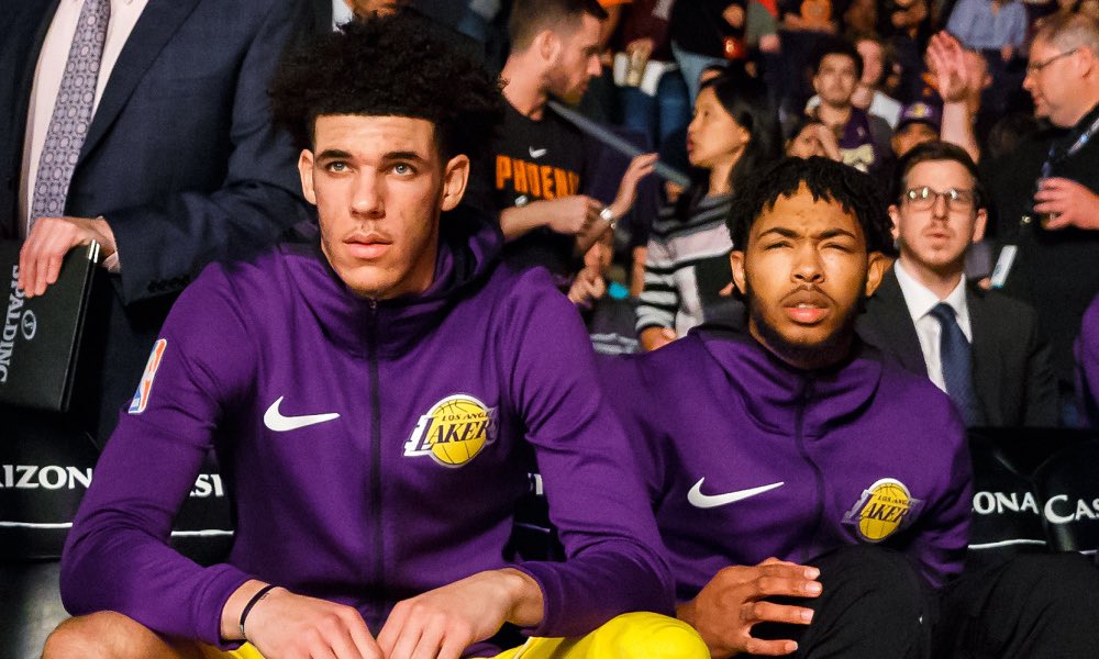 SerbianMamba_'s tweet photo. Describe your favourite NBA duo in four images https://t.co/lKl0TDRkhL