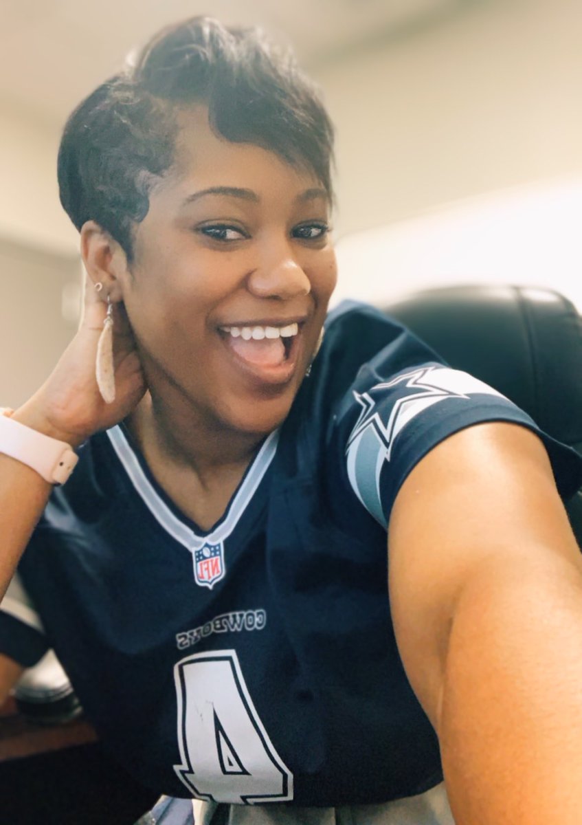 jamonicalee's tweet photo. Game Day ready! @FOX4 @ClariceFox4 @MikeDoocyFox4 @dallascowboys @shaunrabbfox4 Let’s get this WIN! @dak 🤍💙 https://t.co/OUMf4xYFgB