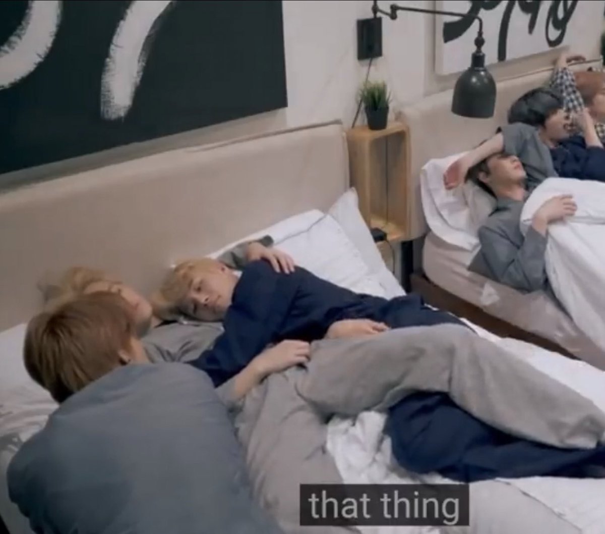 the way he doesn’t like skinship but let’s jungwoo cuddle