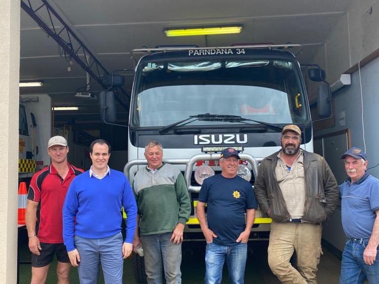 VincentTarzia's tweet image. Parndana SA CFS volunteers were on the frontline during the devastating bushfires on Kangaroo Island last summer. After speaking with them, I’m truly in awe of their humility and dedication. They risked their own lives to keep the community safe and deserve our thanks
