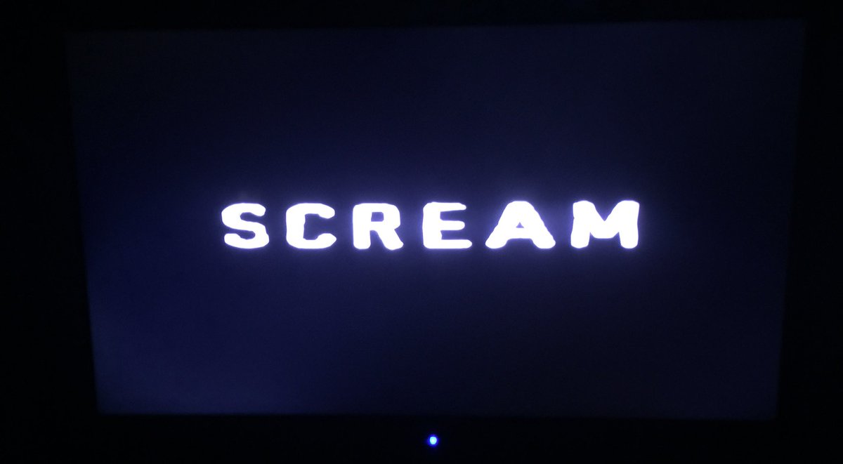 cinemabaskin4's tweet photo. Now watching #Scream #nevecampbell #courteneycox #wescraven #90sslasher #90shorror #hallowenmoviemarathon https://t.co/0y8nujWUib