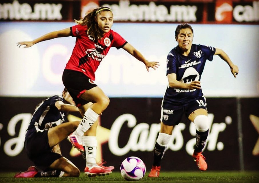 NanZz_5's tweet photo. El riesgo es una oportunidad!! #NZ14 #xolosfemenil https://t.co/PmuegxeLJ4