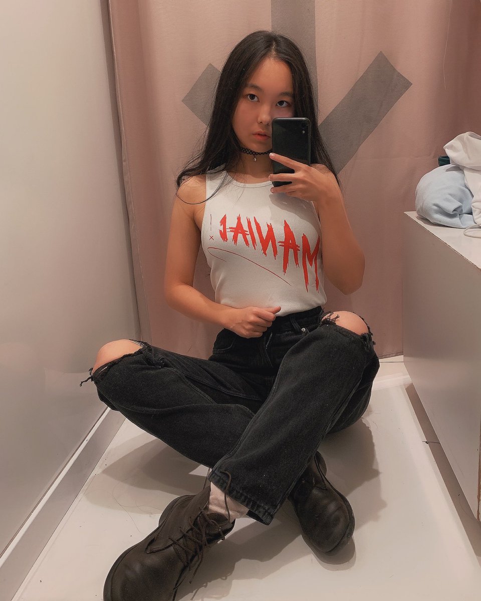 nom_asel's tweet photo. @conangray 😘❤️ KAZAKHSTAN &amp; Bershka 😍🦋 
instagram: @assel__rysbekova 
#conangray #bershka #maniac #heather #louv #fake #конан #конангрей #Казахстан #алматы https://t.co/IaGuH3ZB1t