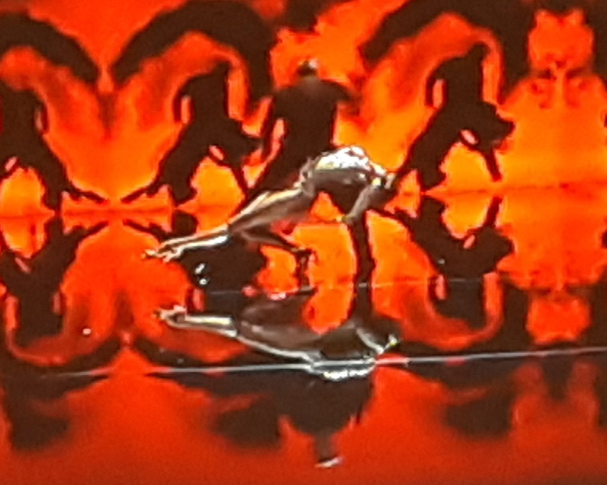 Mommyof4boysD's tweet photo. Awesome performance 🤩 @derekhough & @Dance10Hayley You guys were AMAZING! ☆ #1FanForOverADecade #Paso https://t.co/aXOvPX8J8M https://t.co/HChFWMEIZL