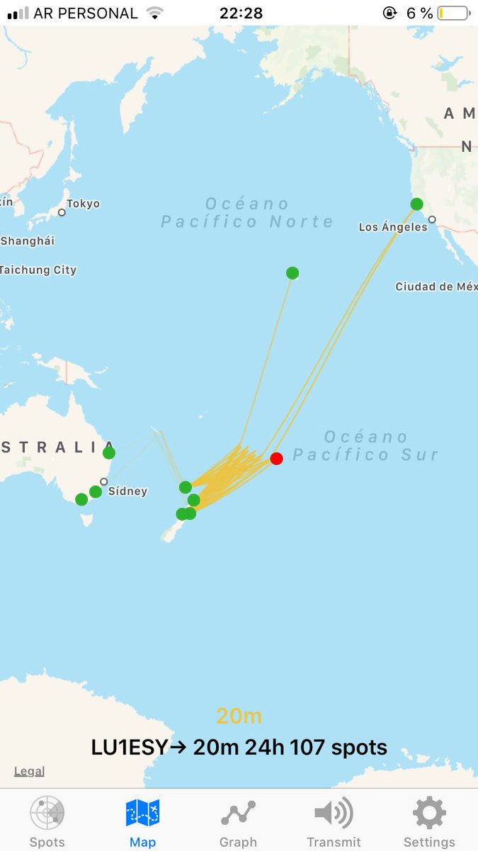 El pico lu1esy  continúa sobrevolando el Pacifico Sur siendo reportado por estaciones de Nueva Zelanda, Hawaii y California. Está en una corriente de jet a 13 km de altura y vuela a 208 km/h.
