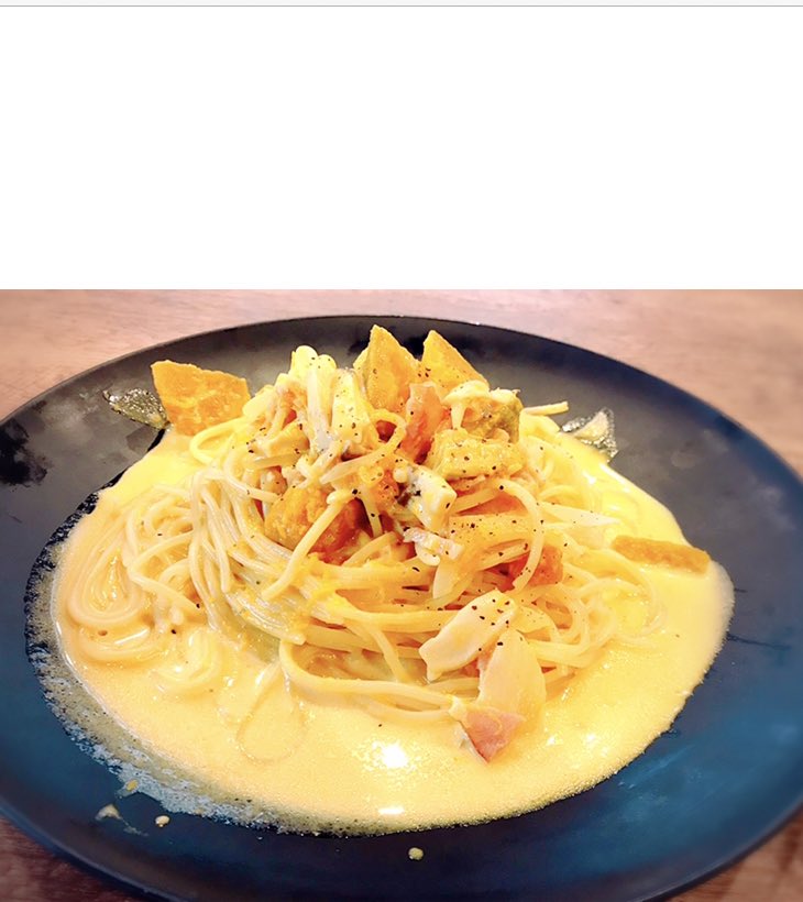 カフェよこまち 今月のおすすめランチ かぼちゃのクリームパスタとキノコのペペロンチーノ です Take Outも受付中ですよ ご連絡は 1419まで 足利カフェ 足利ランチ ランチ ランチタイム カフェランチ カフェ飯 テイクアウト飯 テイクアウト