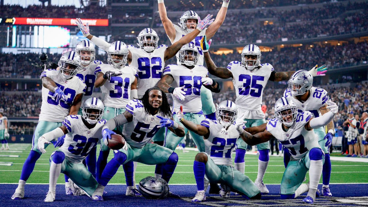 ShooterMcGavin's tweet photo. Dallas Cowboys

How it started              How its going https://t.co/zyALXPlL1K
